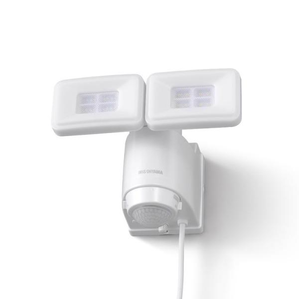 在庫状況：お取り寄せ/お届け：1〜2ヶ月/◆防犯・常灯・帰宅の3つのモードを搭載◆雨はもちろん、塵やほこりなどが舞う屋外で使える防雨型。◆センサーにカバーを着けるだけで感知エリアを調整。/[LSLACTN2400]