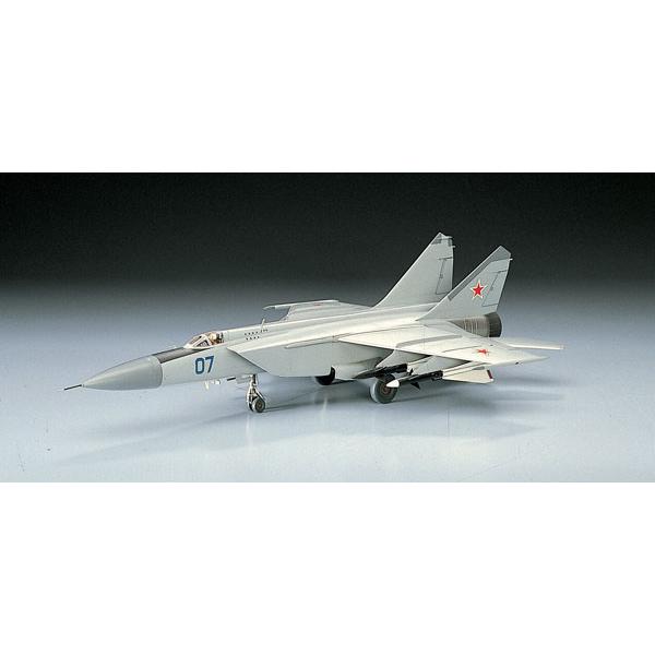 ハセガワ (再生産)1/ 72 MIG-25 フォックスバット(D4)プラモデル 返品