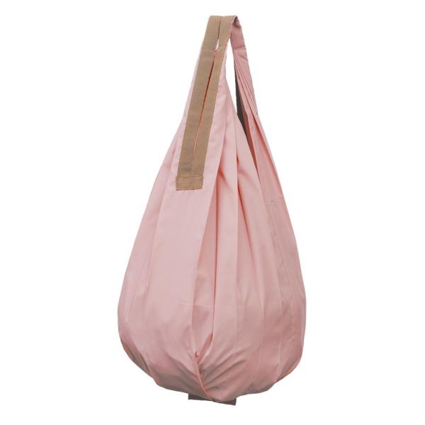 在庫状況：お取り寄せ/お届け：約2週間/◆一気にたためるタテ型コンパクトバッグ。◆袋口が大きく開くので荷物が入れやすい。◆たたむとフラットになりカバンに入れてもかさ張りにくい。/[S460P]