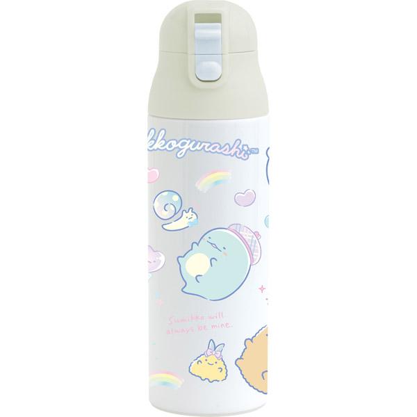 【メール便不可】すみっコぐらしのロック付ワンプッシュステンレスマグボトルです☆ちょっとおめかししたすみっコたちがかわいいデザインです♪直飲みタイプで、ステンレス製の水筒です☆ワンプッシュで開閉できるロック付でとっても便利☆保冷も保温もできる...