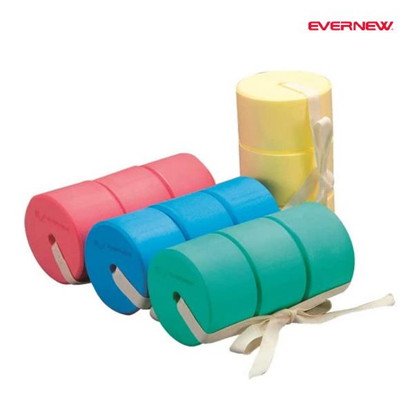 1個2個でも使える。サイズ：直径13.5cm×厚さ8cm/3ヶヒモの長さ140cmカラー：赤・黄・緑・青材質：ポリエチレンフォーム浮力：2.7kg発泡倍率30倍で表面が硬めの仕上げ(当社比)