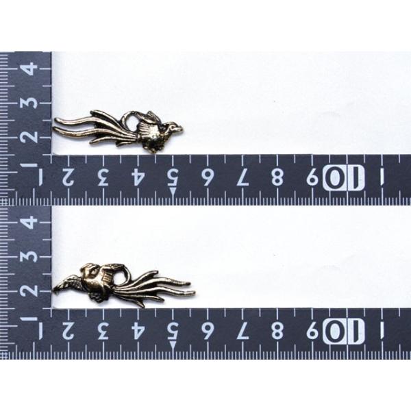 刀装具目貫、おもちゃとは違います。真剣刀装具としても使えます。