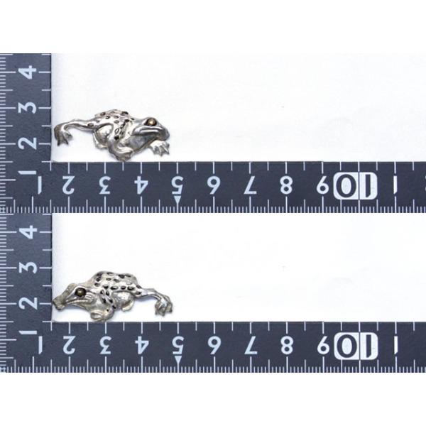 刀装具目貫、おもちゃとは違います。真剣刀装具としても使えます。