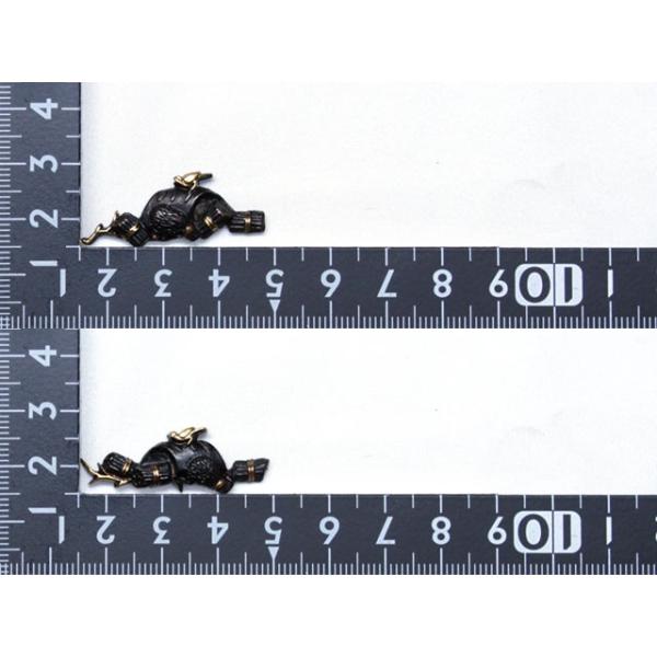 刀装具目貫、おもちゃとは違います。真剣刀装具としても使えます。