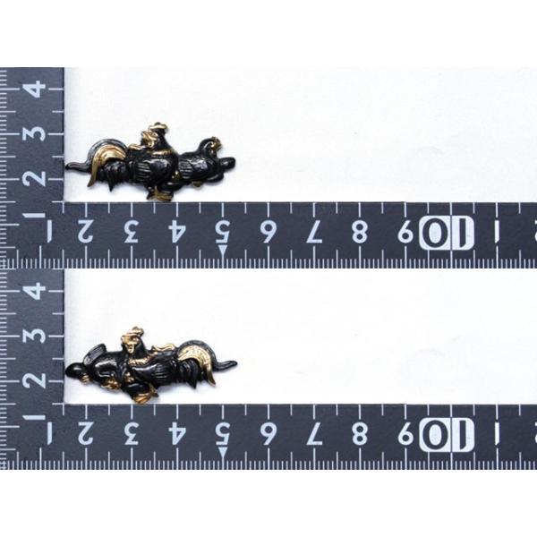 刀装具目貫、おもちゃとは違います。真剣刀装具としても使えます。