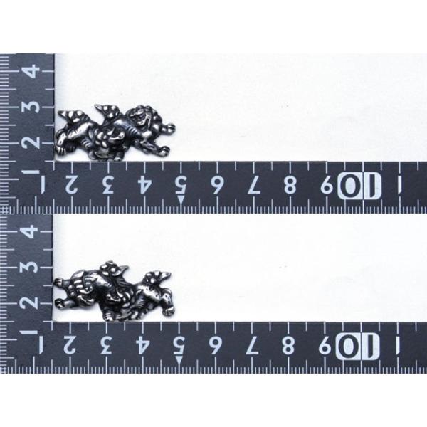 刀装具目貫、おもちゃとは違います。真剣刀装具としても使えます。