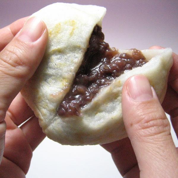 九州 ギフト 2020　太宰府天満宮参道 茶房きくち 梅ヶ枝餅 10個×1箱 と梅こぶ茶1缶 学問の神様  　太宰府天満宮名物  冷凍｜jrk-shoji｜04