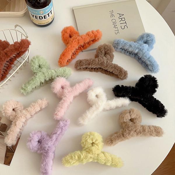 ヘアクリップ ファー バンスクリップ ふわふわ もこもこ ファークリップ ヘアアクセサリー 大きめ ヘアアレンジ まとめ髪 髪留め 秋冬 プレゼント オフィス