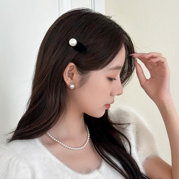 ヘアピン レディース パール付き ベロア 小ぶり 黒 結婚式 成人式 謝恩会 パーティー お呼ばれ 上品 エレガント フォーマル 髪留め ヘアアクセサリー