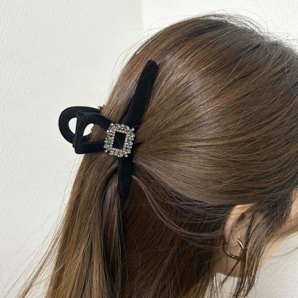 ビジューバンスクリップ ベロア ヘアクリップ キラキラ スクエア ハート 大きめ 黒 髪留め 上品 エレガント パーティー お呼ばれ レディース ギフト