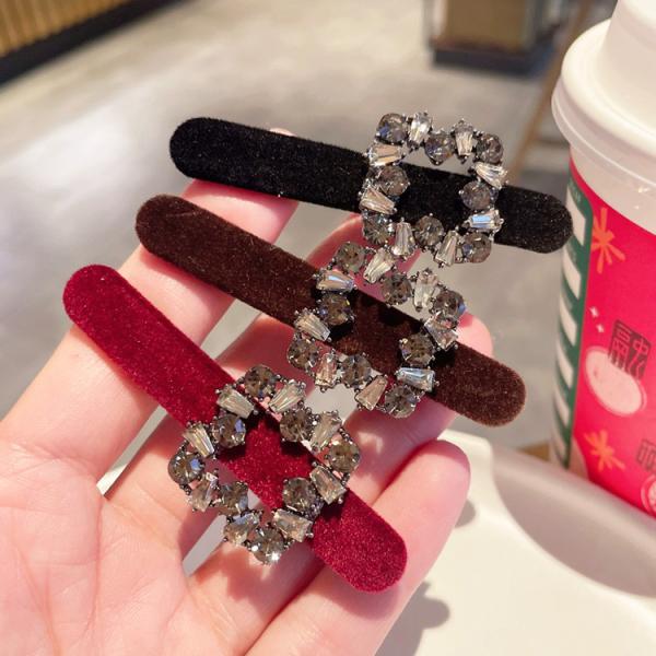 ビジュー ベロア ヘアピン キラキラ ヘアアクセサリー ブラウン 結婚式 成人式 謝恩会 クリスマス ギフト 髪飾り フォーマル パーティー お呼ばれ 大人可愛い
