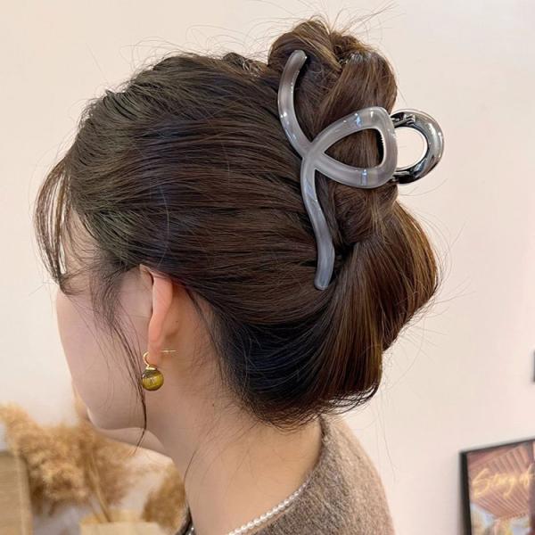 ヘアクリップ 全タイプ シンプル 個性的 ヘアアクセサリー まとめ髪 上品 エレガント 成人式 謝恩会 パーティー お呼ばれ レディース ギフト