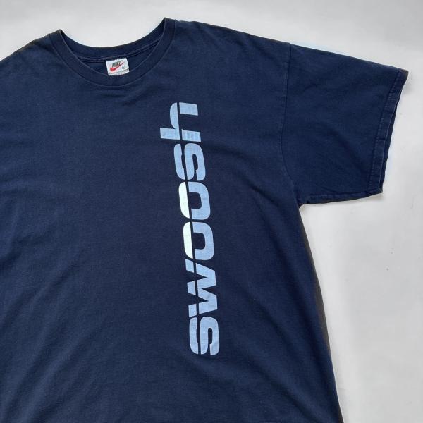 中古 Nike ナイキ Swoosh スウッシュ アメリカ製 USA製 ロゴ プリント バックプリント Tシャツ XXLサイズ ネイビー 紺 古着  UR-0438