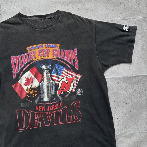 中古 スターター STARTER 1995年 NHL スタンレーカップ ニュージャージー デビルス 優勝記念 イラスト プリント Tシャツ ブラック 古着  UR-0485
