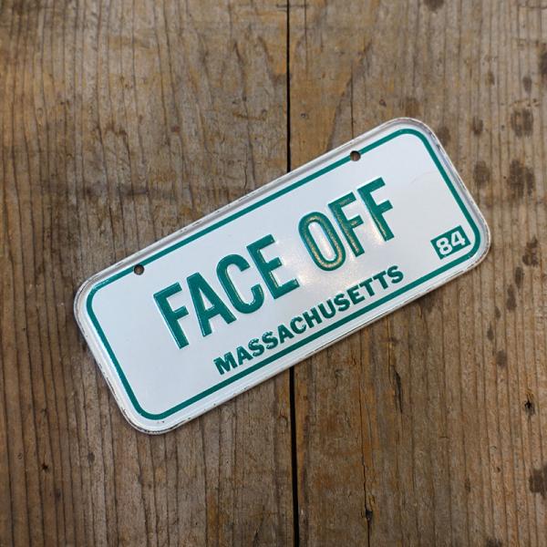 ヴィンテージ ミニライセンスプレート マサチューセッツ FACE OFF ポスト投函可