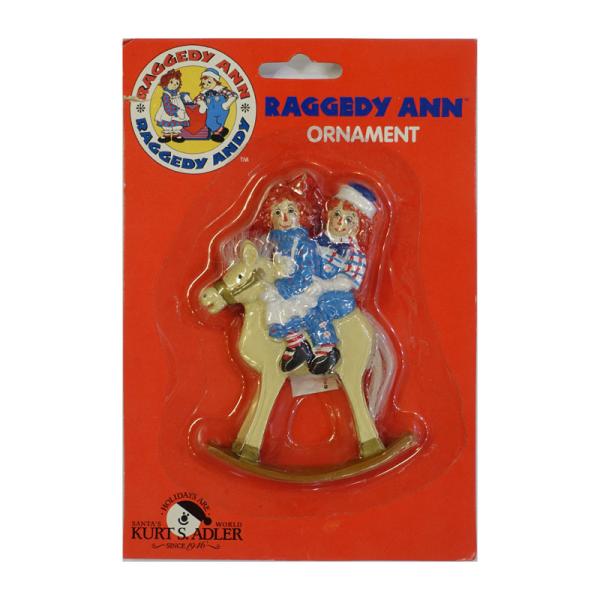 アメリカのクリスマス用品メーカーKurt S. Adler社製アン＆アンディオーナメント。サイズ：幅7×高さ10cm　材質：ポリレジン　製造：中国（ハンドクラフト）パッケージ入り（デッドストック品につき経年劣化や色焼けなどがあります）。ハン...