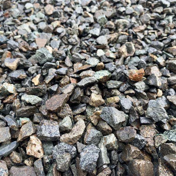 TAIKOH 青6号砕石 5-13mm 20kg 国産 駐車場 化粧砂利 ブルー 青 砕石