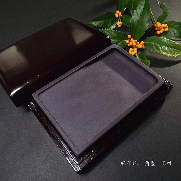  qB[k p^ 5Db pi  VR  艿22000