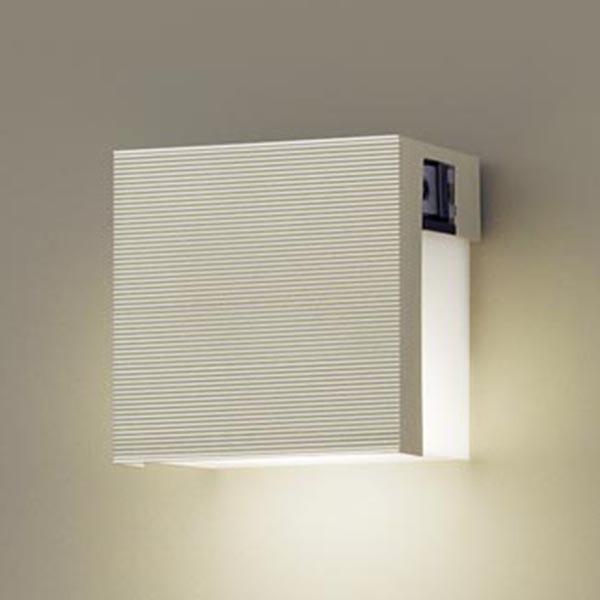 ●ランプ同梱包●LED電球小形電球タイプ4.3W1灯（E17）（電球色）●色温度：2700 K●ランプ寿命40000時間（光束維持率70％）●幅：125 mm●高：125 mm●出しろ：85 mm●質量：0.4 kg●器具光束：184 lm...