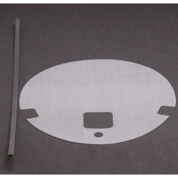 ●FY-16S用●ホコリが多く発生する環境下でご使用の場合、別売のフィルターの取り付けをおすすめします。●フィルターを取り付けた場合は、使用環境下によって異なりますが、2週間-3か月に一度壁スイッチにて運転を停止していただき、フィルターのお...