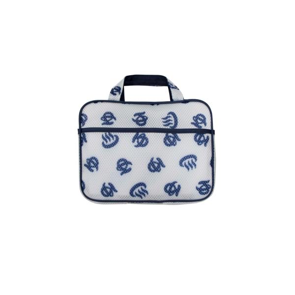 ゆ文字と温泉マークがかわいい！お風呂やスポーツジムで大活躍！バスタイムを充実させる、おしゃれでかわいい便利なバス小物シリーズ。荷物をそのままお風呂場へ。シャンプー、リンス、ボディタオルなど、たっぷり収納できるスパバックです。センターポケット...