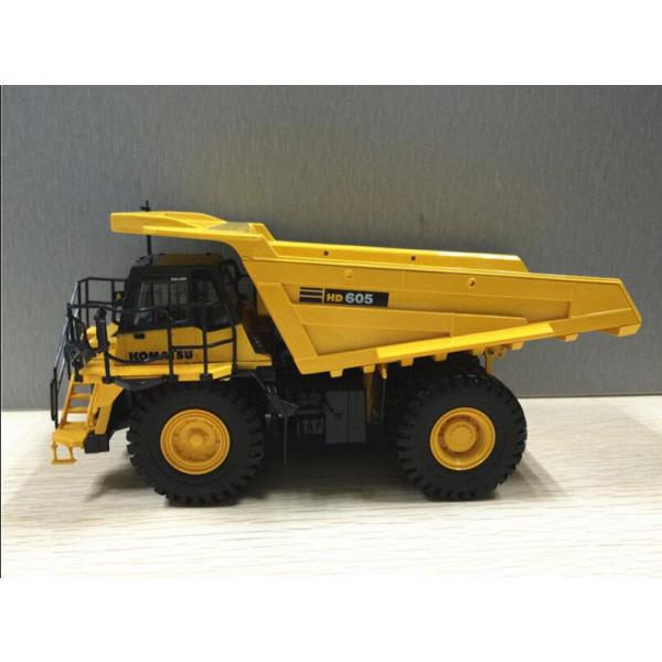 コマツ 1/50 HD605 ダンプトラック [UH8009] 塗装済完成品 Amazon.com: Universal Hobbies 1:50 Scale Komatsu HD605