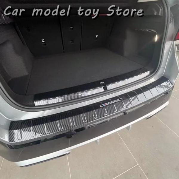 BMW X1 リアバンパーラバーガード、スタートスイッチ、マット3点 BMW X1 U11 ラゲッジマット ( トランクマット ) ラバー製 ゴム