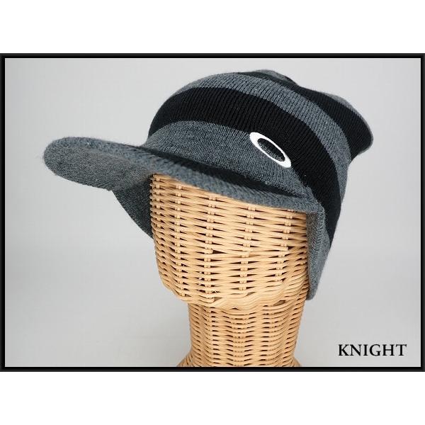 ブランド・説明OAKLEYオークリーのツバ付きニットキャップです。長くお使い頂けそうなデザインですね。素敵にお使い頂けると思います。気になる方は是非ご検討下さい。サイズ表記　なし（フリーサイズ）　　　実寸　頭周り54cm〜伸びます　つばの長...