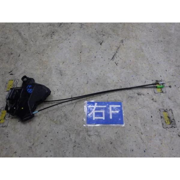 ノア　① NOAH 【KBT】ノア DBA-AZR60G 右フロント ドアロックソレノイド