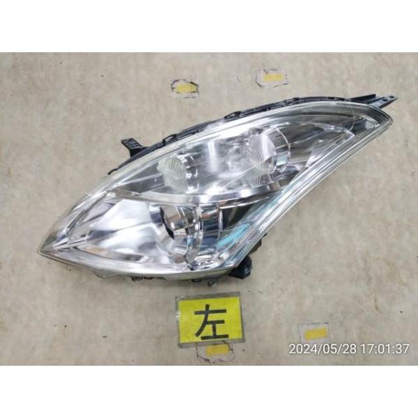 スイフト 【KBT】スイフト DBA-ZC72S 左ヘッドランプ ライト ZRJ 35320