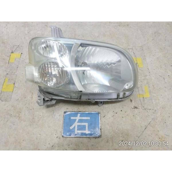 タント 【KBT】タント DBA-L375S 右ヘッドランプ ライト 81110-B2480
