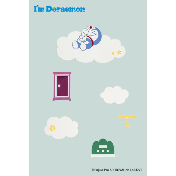 人気キャラクター「ドラえもん」がついにモビールになりました！どこでもドアやタケコプターなど人気のひみつ道具と一緒に、雲の上で気持ちよさそうに眠るドラえもん。ぷかぷか、くるくる回るドラえもんの姿を眺めていると、こっちまで気持ち良くなりそう。赤...