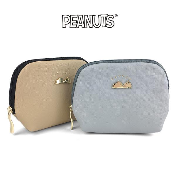 ゴールドのねそべりスヌーピーのマークプレートがアクセント♪ツートンの大人カラーで、かわいいながらシックなミニポーチです。背面はポケットティッシュ入れ、大きく開くファスナー開閉で使いやすさは◎！小物ポーチ、コスメポーチ、トラベル用としても、い...