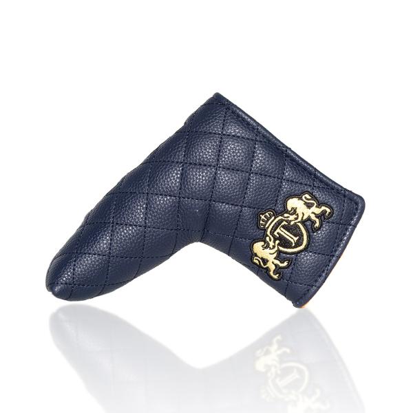 高品質なPUレザー素材を使用したゴルフヘッドカバーです。防水性・耐久性・UV耐性に優れており、雨天時のラウンドや屋外での使用でも安心してお使いいただけます。摩擦や衝撃に強く移動時やカート走行中も大切なクラブヘッドをしっかり保護します。内側に...