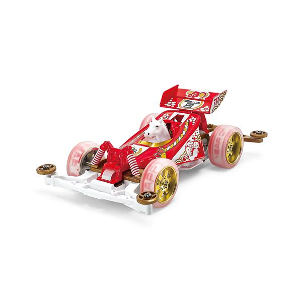 【 午年の幕開けを告げるスペシャルマシン！ 】シャフトドライブ四輪駆動を採用した高性能レーサーのプラスチックモデル組み立てキットです。「干支ミニ四駆」は毎年年末に発売される、新年を祝う特別なマシン。2026年の干支「午(うま)」がハンドルを...