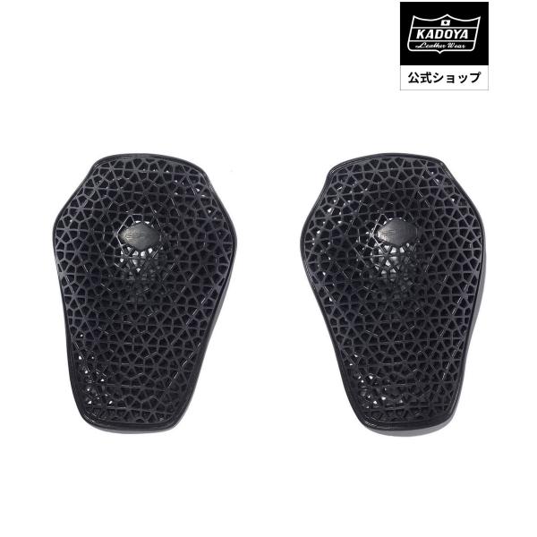 ■デザイン軽量でフィット感のある、CE LEVEL 1認証の高い安全性を誇る肩用プロテクター。立体的な構造により、身体にぴったりとフィットし、動きを妨げることなく、ライディング中も快適に使用できます。■商品特徴・CELEVEL.1 ■素材ポ...