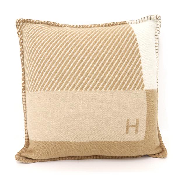 HERMES エルメス クッション Hリヴィエラ 毛 カシミア H103423M HERMES エルメス クッション Hリヴィエラ 毛 カシミア H103423M