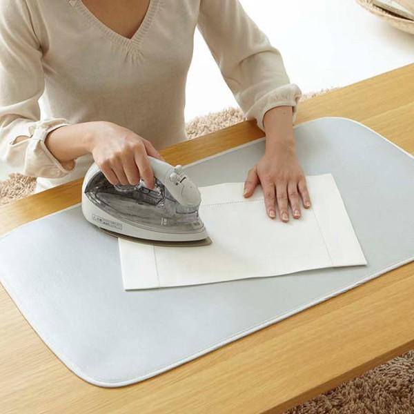 アイロンマット くるくるアイロンマット アルミ 簡単収納 まるめて収納 引っ掛けられる アイロン台 アルミコーティング 山崎実業 メール便定型外郵便不 Buyee Servis Zakupok Tretim Licom Buyee Pokupajte Iz Yaponii