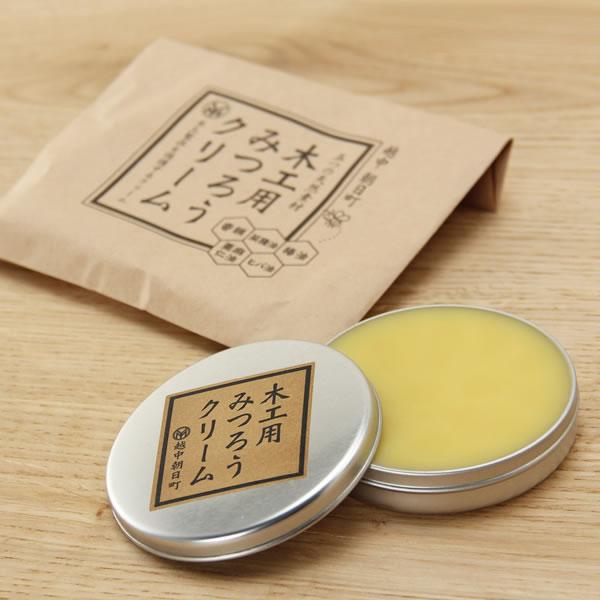 国産蜜ろうと天然油を使用した 木工用みつろうクリーム 40g ※代引き・後払い不可 :m9-0002:家具の里 - 通販 - Yahoo!ショッピング 国産蜜ろうと天然油を使用した 木工用みつろうクリーム 40g ※代引き・後払い不可 :m9-0002:家具の里 - 通販 - Yahoo!ショッピング
