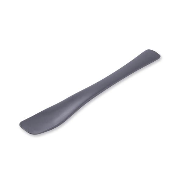 容器から中身をきれいにすくい出すことが出来るシリコーンスプーン。シリコーン素材なので、容器に触れてもカチャカチャ音がしません。一体成型のため継ぎ目がなく衛生的。食洗機可能なのでお手入れ簡単です。 ポイント利用 【 爆買 】