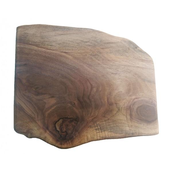 玄関先や床の間などにアクセントとして1枚板の花台はいかがでしょうか？自然な木材の美しい杢目や形状を生かし、丁寧に磨き上げて塗装を施しました。商品の性質上、同じ物は1つと無い全て1点物になります。素材の良さを引き出す為、オイル塗装で仕上げてお...