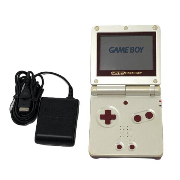 《ジャンク扱い》ゲームボーイアドバンスSP ファミコンカラー 本体とアダプタのみ 動作確認済み/GBASP/併売《ゲーム・山城店》O9572