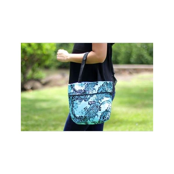 送料無料 トートバッグ ハワイアン柄 リバーシブル 軽量 常夏ハワイ直輸入トライバルアクア パープルフラワー Buyee Buyee Japanese Proxy Service Buy From Japan Bot Online