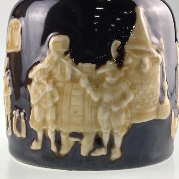 Suntory 東京都内限定 サントリー ザ ウィスキー 750ml ウィスキー 店 ザ ウィスキー 古酒 有田焼 750ml 陶器ボトル 国産 ウイスキー バイセルオンライン