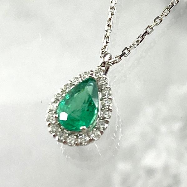 セレクトジュエリー エメラルド デザインネックレス プラチナ  