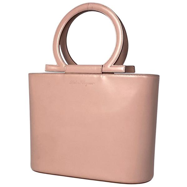 FERRAGAMO サルヴァトーレフェラガモ Salvatore Ferragamo ロゴ FERRAGAMO サルヴァトーレフェラガモ Salvatore Ferragamo ロゴ