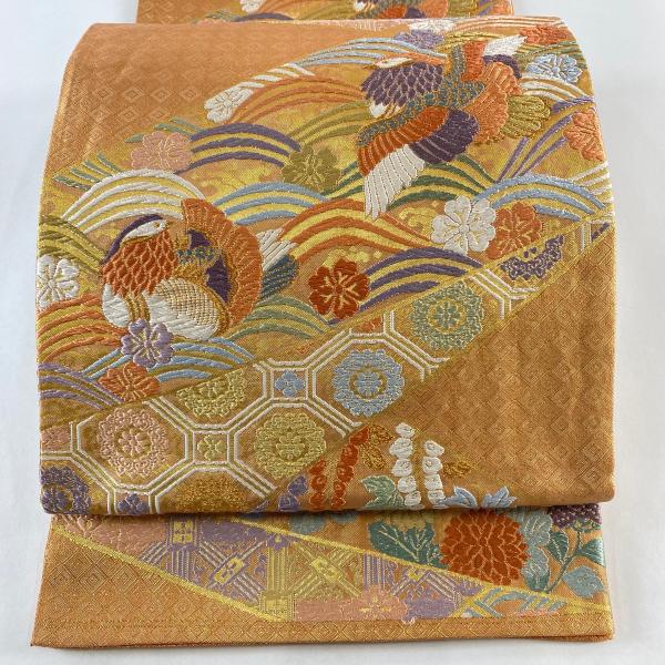 袋帯 美品 秀品 鴛鴦 波 金糸 唐織 薄オレンジ 六通 正絹 中古 袋帯 美品 秀品 鴛鴦 波 金糸 唐織 薄オレンジ 六通 正絹 中古