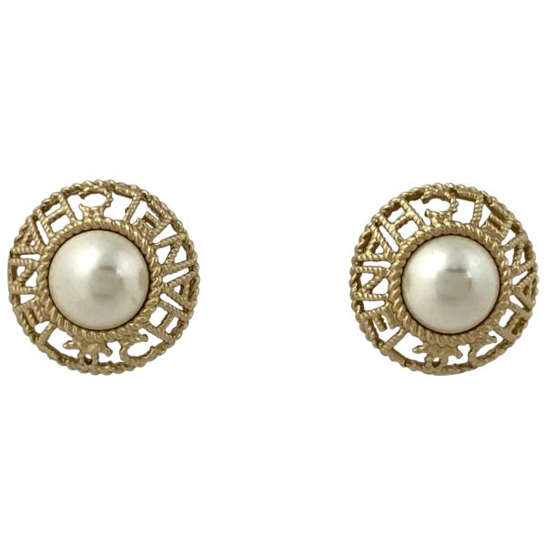 CHANEL シャネル ロゴ フェイクパール ピアス ラウンド GP