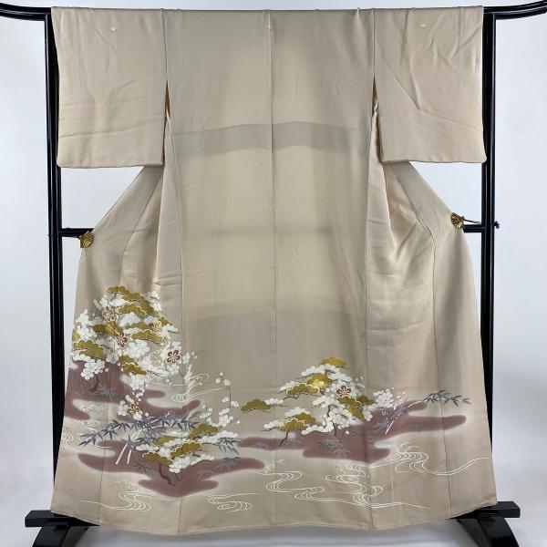 千總 色留袖 ベージュ系 松竹梅 菊 落款あり 三越誂え 千總 色留袖 ベージュ系 松竹梅 菊 落款あり 三越誂え - メルカリ