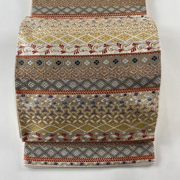 袋帯 美品 名品 関西仕立て 段縞 菱 刺繍 金糸 銀色 六通 正絹 中古